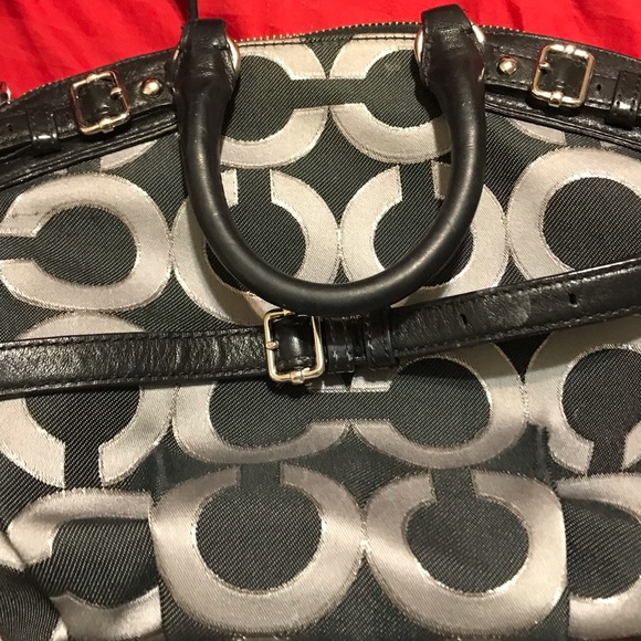 Coach ‘Mini’ Handbag, Black & Silver Crossbody 💕 - Picture 5 of 6